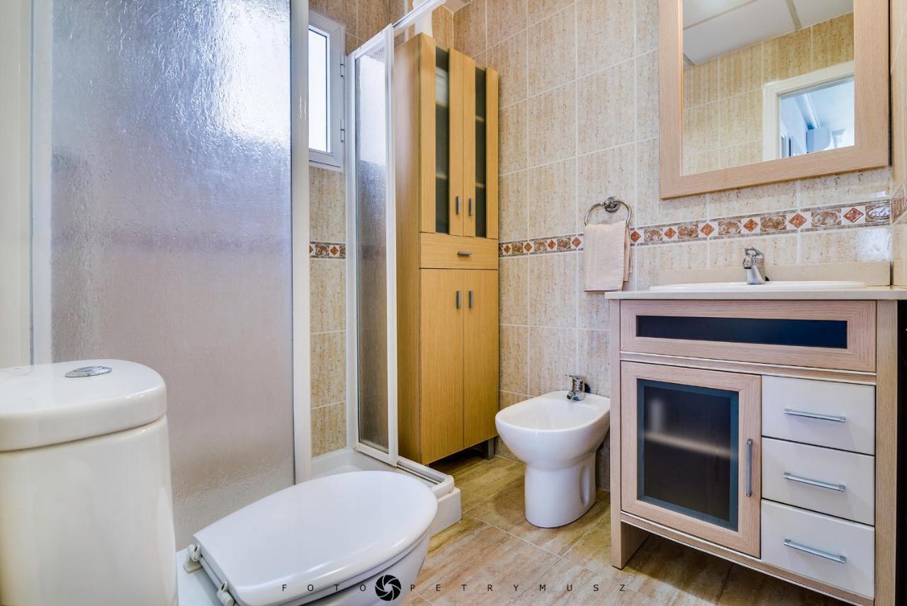 108 Apartament Fabulus Torrevieja Buitenkant foto